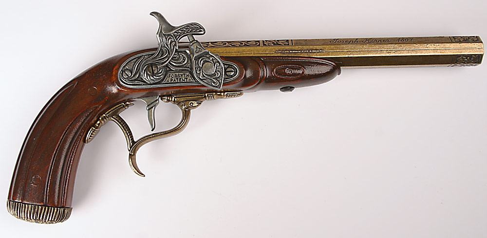 foto k�esadlov� pistole